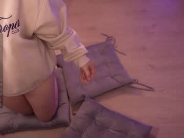 cam girl porn lau__1 image #6019313