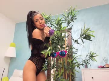cam girl porn bigtits_biggerass image #1191755