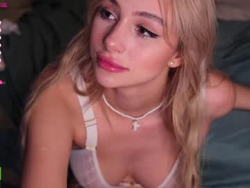 cam girl porn babeholly image #4950621
