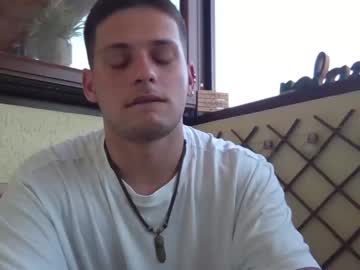cam man porn roberto_twink1 image #4697293