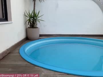 cam girl porn bloomyogi image #3676650