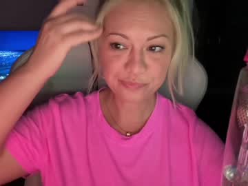 cam girl porn kiradivine image #4220778
