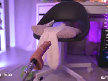 cam girl porn lil_eva image #3023649