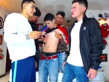 cam man porn sextwinksx image #4521850