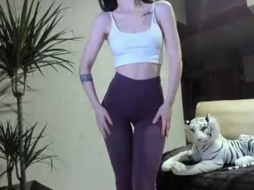 cam girl porn sofiaandwonderland image #1992207