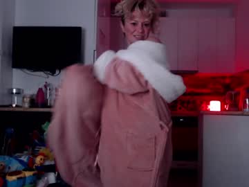cam girl porn kiradivine image #1676368
