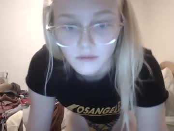 cam girl porn sexyblondestarr image #305428