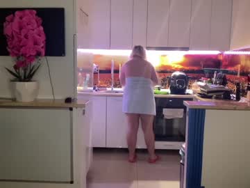 cam girl porn kiradivine image #6084963