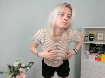 cam girl porn _naked_heart_ image #5661407