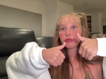 cam girl porn tinigenie image #6993723