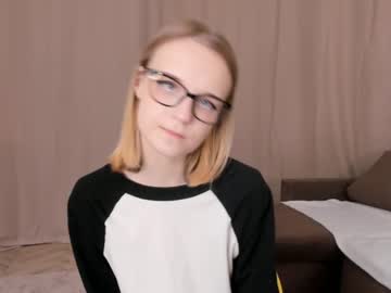 cam girl porn vikinikie image #4160978