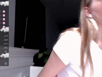 cam girl porn small_blondee image #2513546