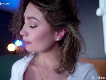 cam girl porn alejastorm image #2498283