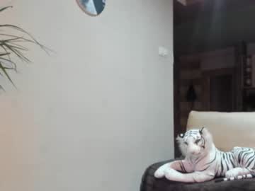 cam girl porn sofiaandwonderland image #2753060
