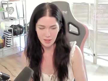 cam girl porn evelynclaire image #4244110