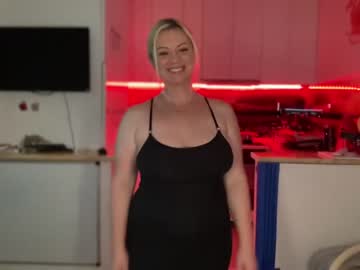cam girl porn kiradivine image #5739183
