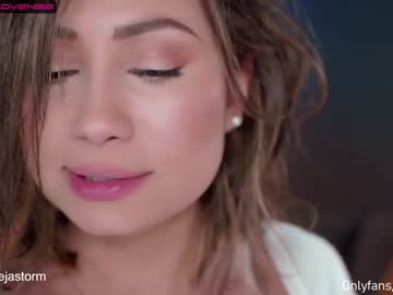 cam girl porn alejastorm image #2582399