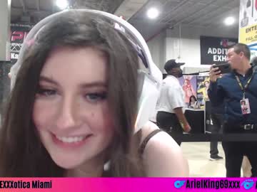 cam girl porn arielking69 image #2250562