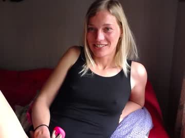 cam couple porn joannadea image #3711417