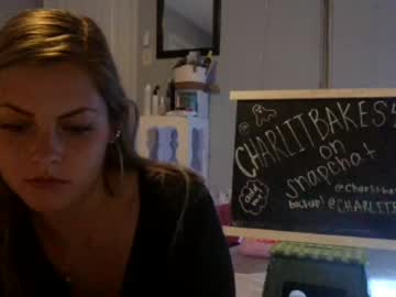 cam girl porn charlitbaker image #406259