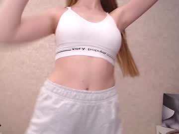 cam girl porn emilia_karter image #1187600