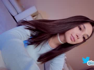 cam girl porn hollyextra image #3139375