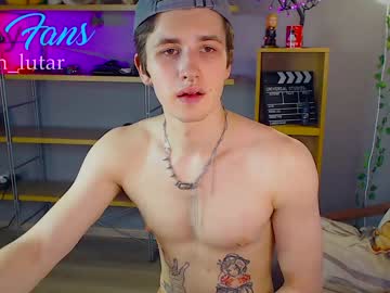 cam man porn martinlutar420 image #1013340