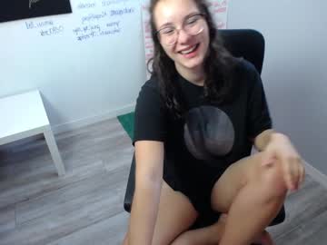 cam girl porn yourcrazyneightbor image #2635954