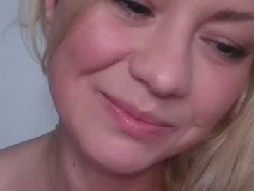 cam girl porn kiradivine image #3349932
