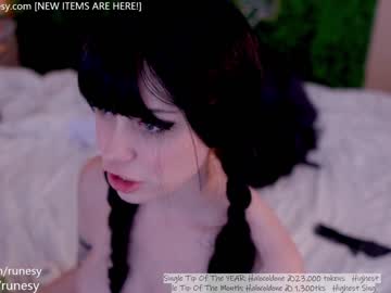 cam girl porn runesy image #4931372