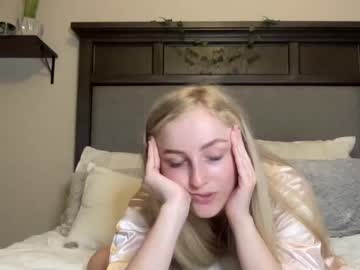 cam girl porn peachezzs image #2448153