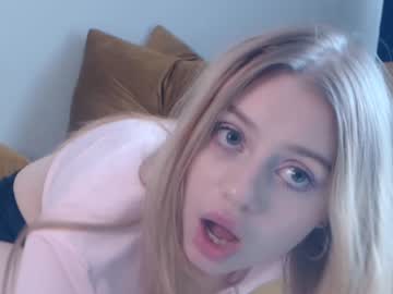 cam girl porn hotemili image #2629564