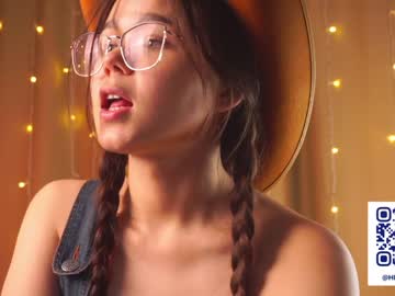 cam girl porn helenmoors image #4787503