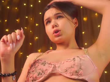 cam girl porn helenmoors image #4664744
