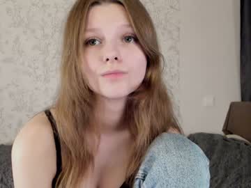 cam girl porn alainaestrada image #5536363