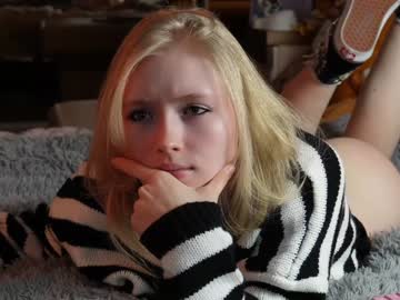 cam girl porn bestblondiiecb image #6065740