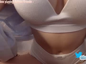 cam girl porn hollyextra image #757848