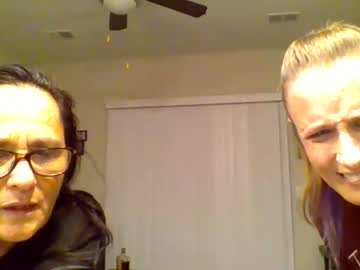 cam couple porn nannahs image #586847