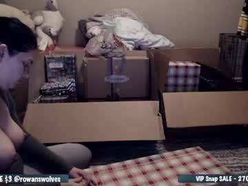 cam girl porn rowanswolves image #708397