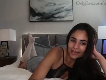 cam couple porn ari_lovexo image #2142725