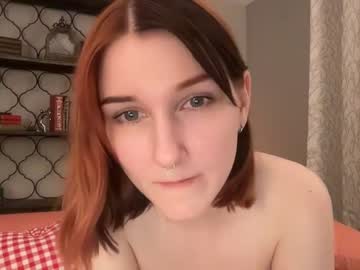 cam girl porn tinytittytia image #6355680