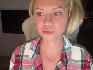 cam girl porn kiradivine image #2737868