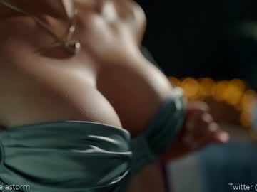 cam girl porn alejastorm image #5232388