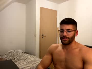 cam man porn rogan1604 image #822303