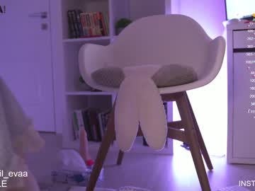 cam girl porn lil_eva image #2944631
