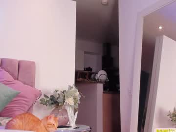 cam tranny porn naomigomezz image #1347030