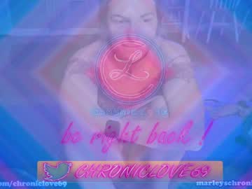 cam girl porn chroniclove image #5305157