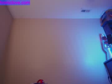 cam girl porn chroniclove image #2145213