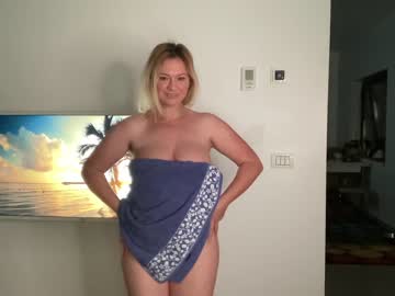 cam girl porn kiradivine image #2351454