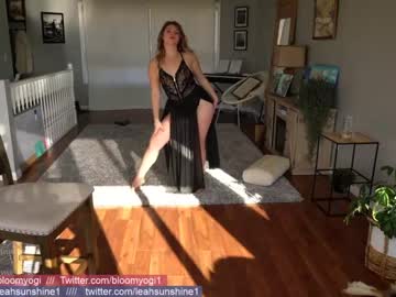cam girl porn bloomyogi image #1289010